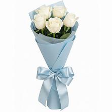 Букет 5 Белых роз Проуд в Языково