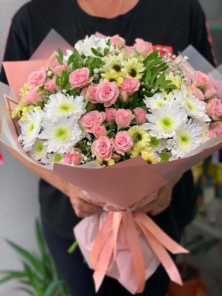 Букет цветов из: Розы и Хризантемы в Языково