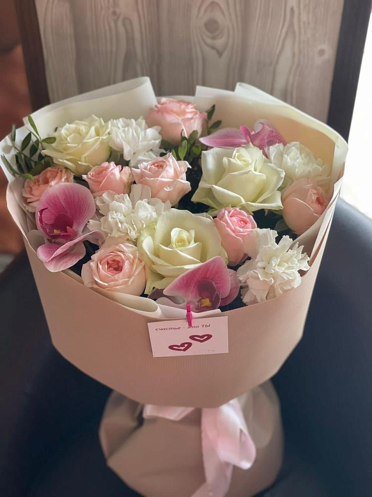 Букет цветов из: Орхидеи, Розы и Гвоздики в Языково