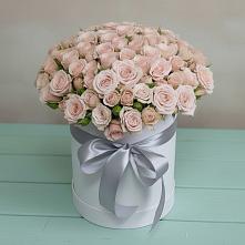 Цветочная композиция из Розы в шляпной коробке в Языково