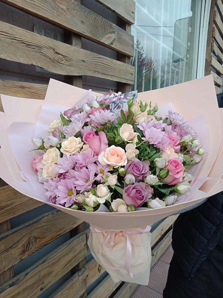 Букет цветов из: Розы и Хризантемы в Языково