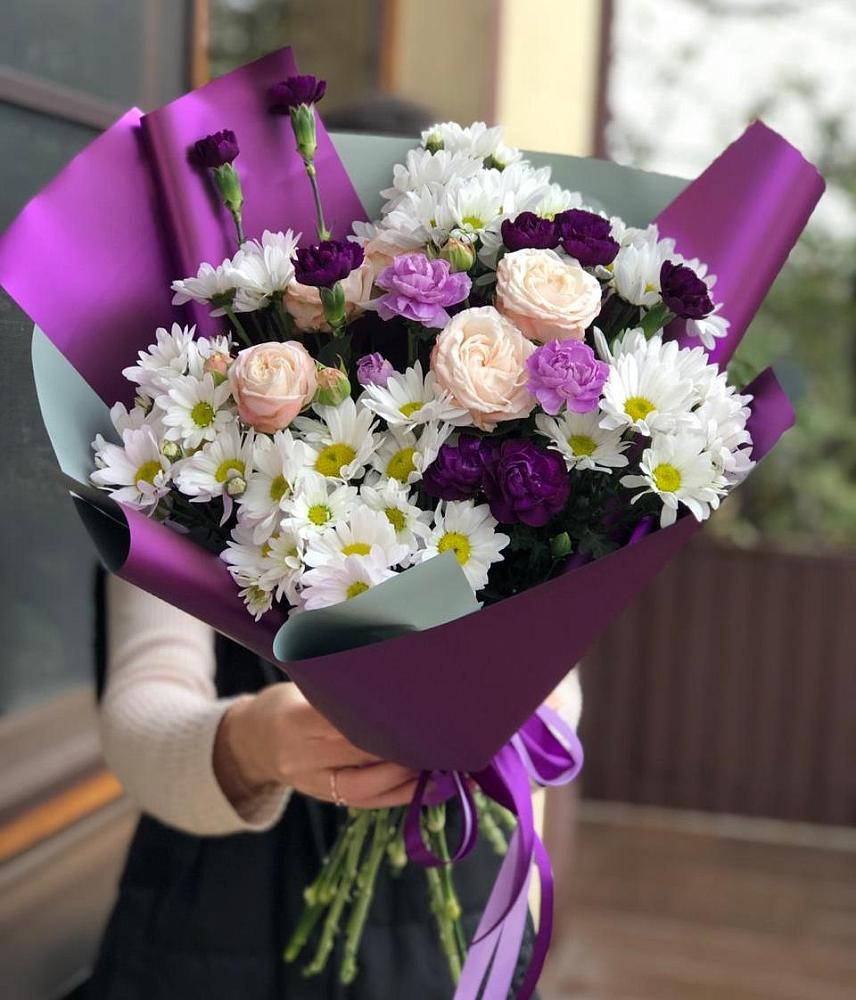 Букет цветов из: Хризантемы, Гвоздики и Розы в Языково