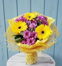 Букет цветов из:  Хризантемы и Герберы в Языково