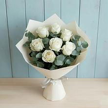 Букет Белые розы в Эвкалипте в Языково