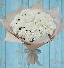 Букет цветов из:  Гвоздики #REPLACE_PRED# Языково